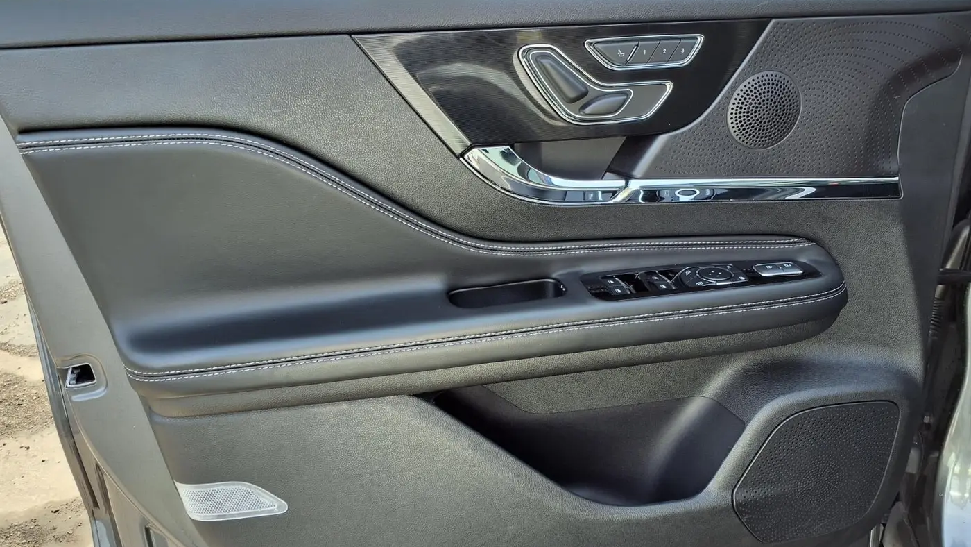 2024 Lincoln Corsair Premiere