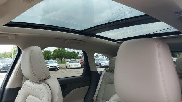 2024 Lincoln Corsair Premiere