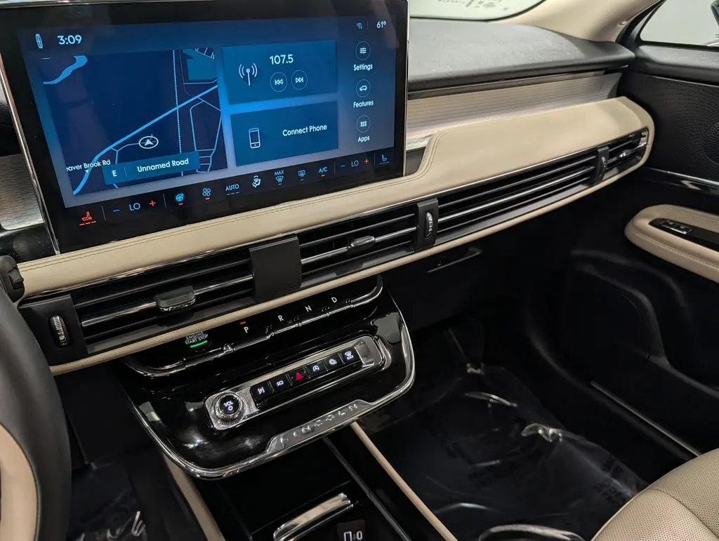 2025 Lincoln Corsair - $42,198