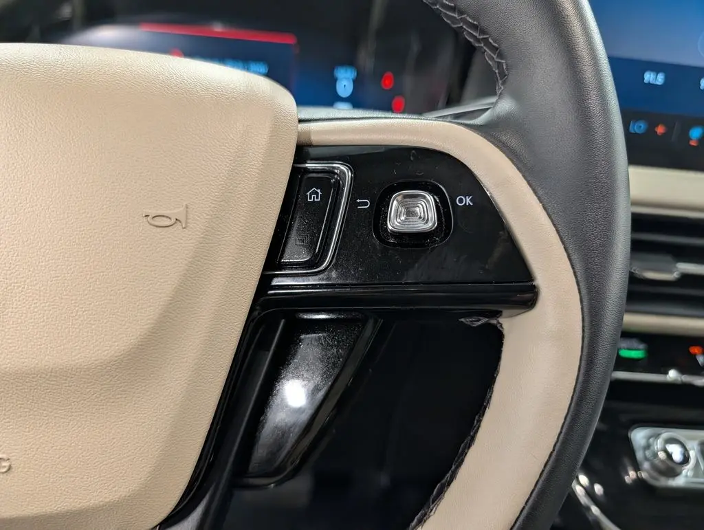 2025 Lincoln Corsair - $42,198