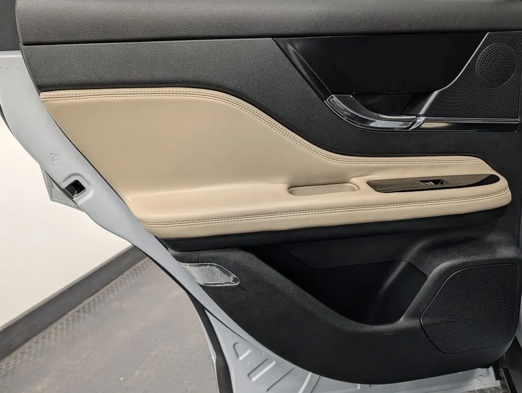 2025 Lincoln Corsair - $42,198