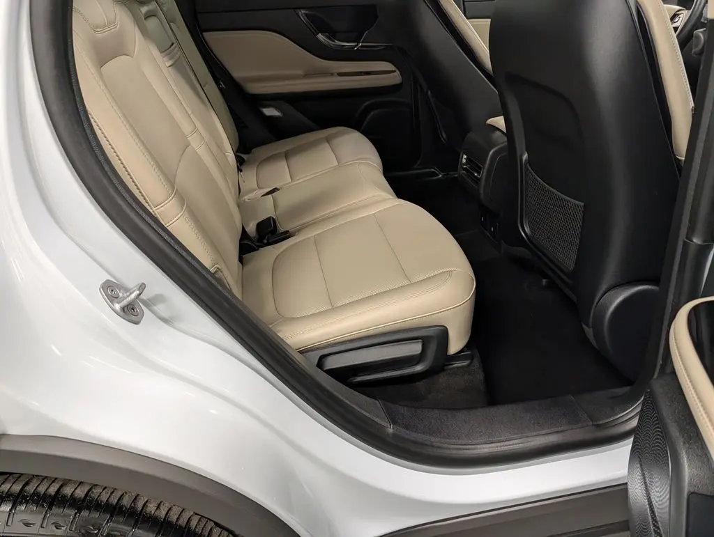 2025 Lincoln Corsair - $42,198