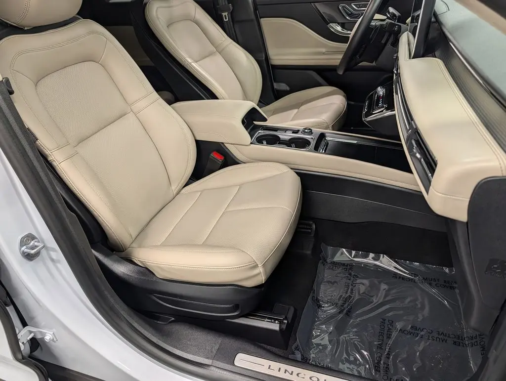 2025 Lincoln Corsair - $42,198