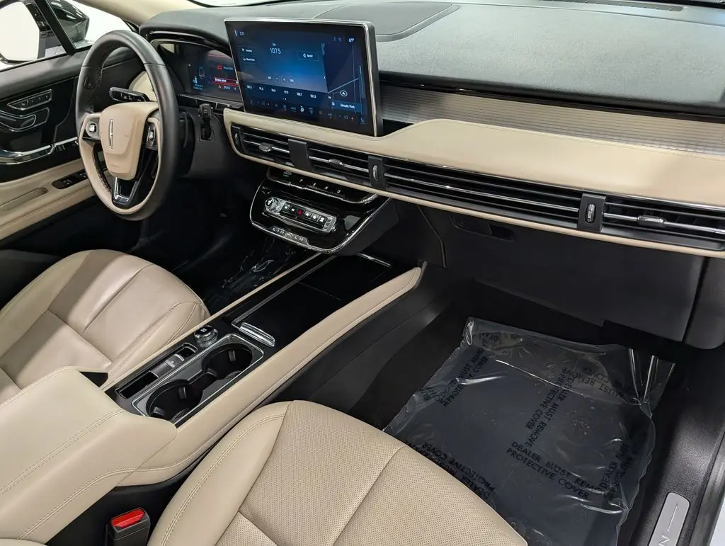 2025 Lincoln Corsair - $42,198