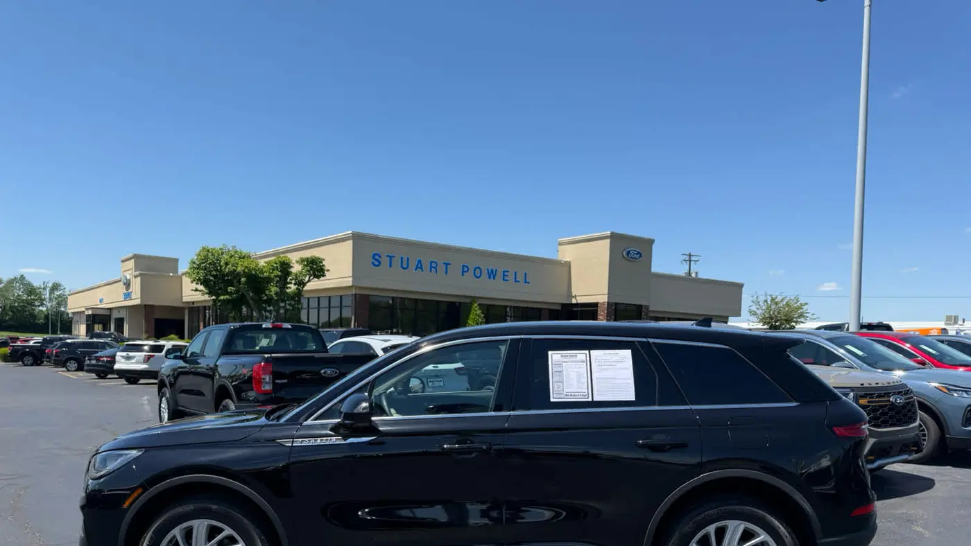 2025 Lincoln Corsair Premiere