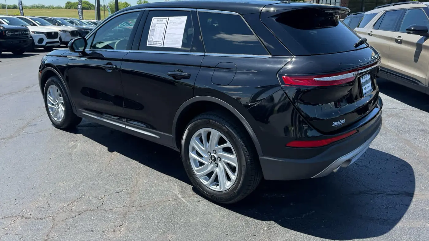 2025 Lincoln Corsair Premiere