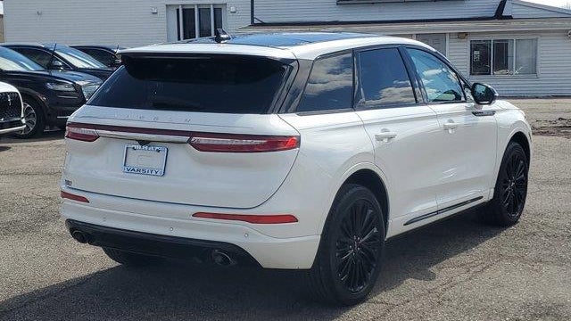 2023 Lincoln Corsair Standard