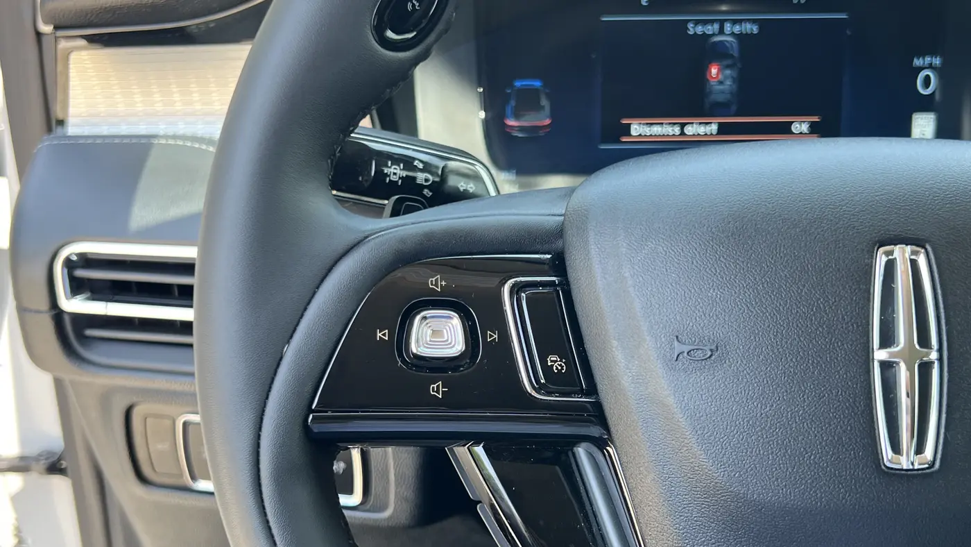 2023 Lincoln Corsair Standard