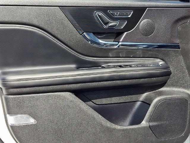 2023 Lincoln Corsair - $31,900