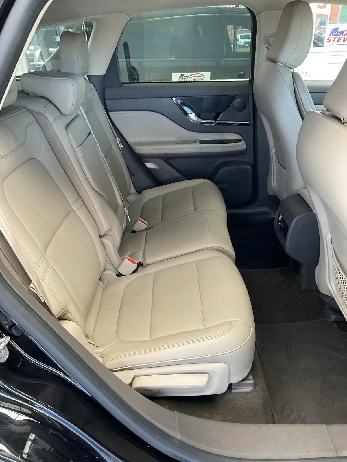2023 Lincoln Corsair - $29,995