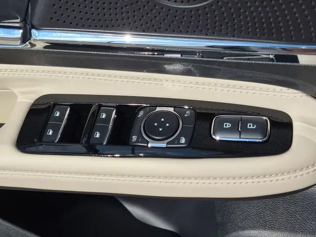 2026 Lincoln Corsair - $41,680