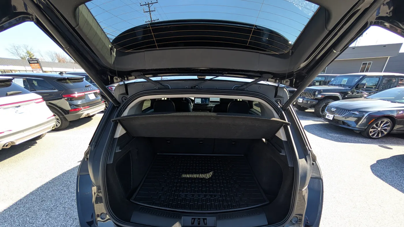2023 Lincoln Corsair Standard
