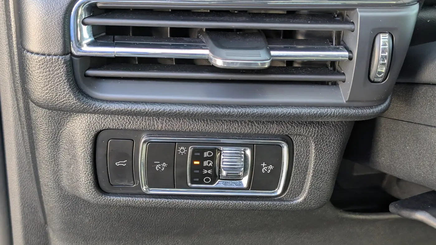 2023 Lincoln Corsair Standard