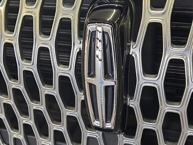 2023 Lincoln Corsair - $33,999