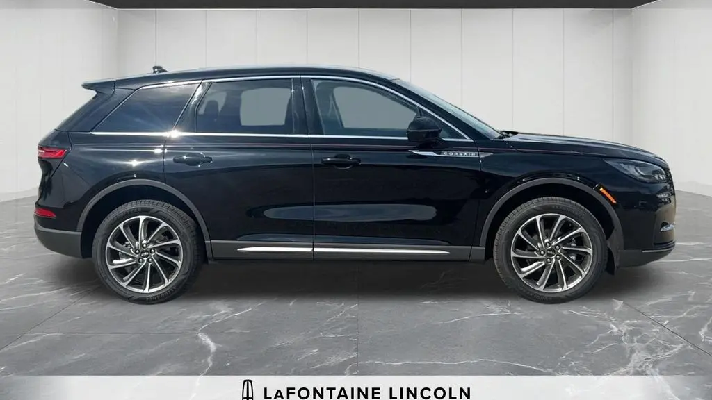 2024 Lincoln Corsair Premiere