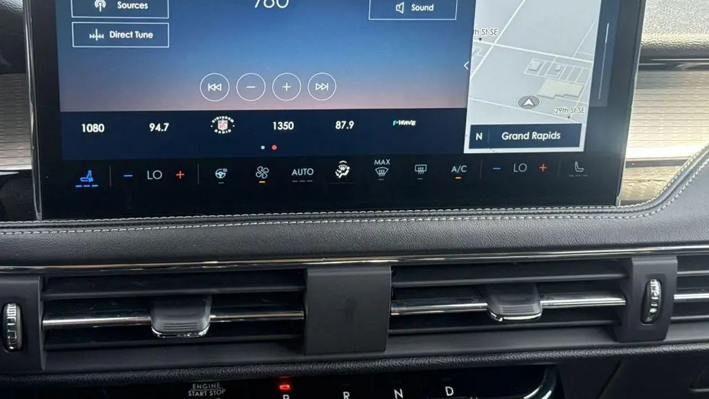 2024 Lincoln Corsair Premiere