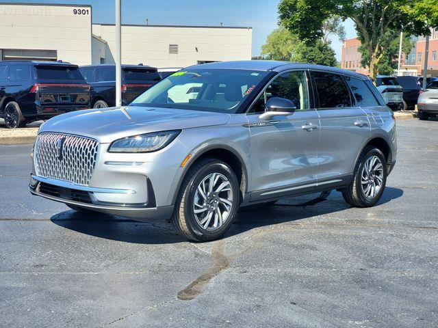 2024 Lincoln Corsair Premiere — photo 1 of 24