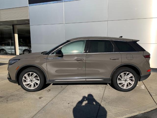 2025 Lincoln Corsair - $37,890