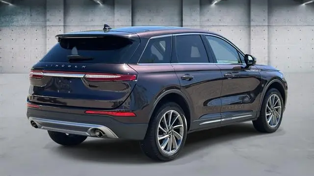 2023 Lincoln Corsair Standard