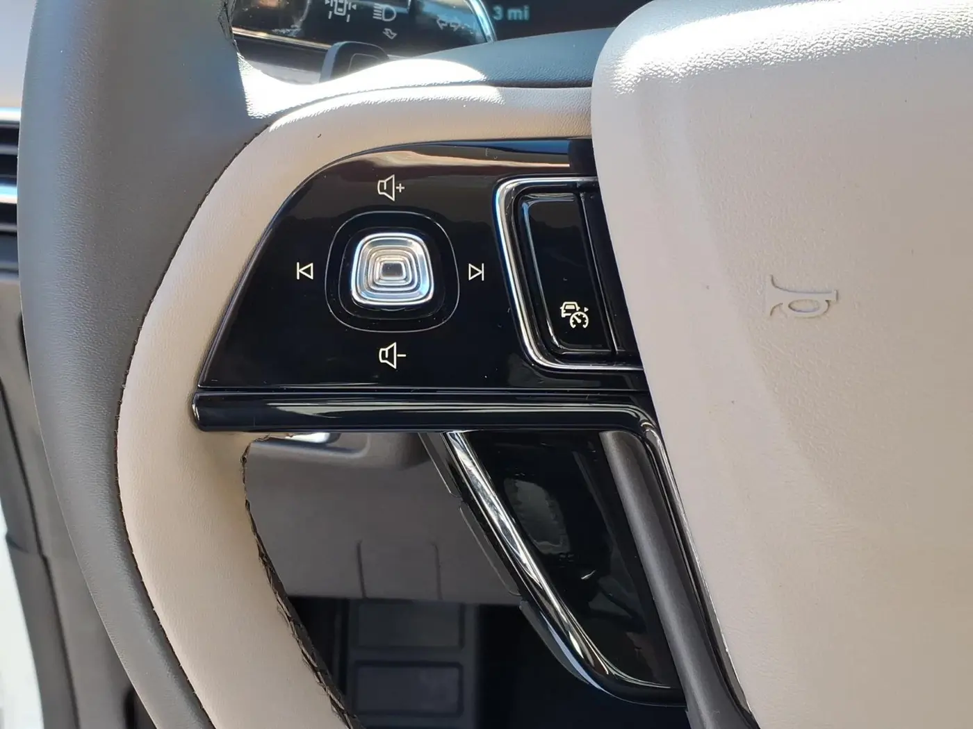 2024 Lincoln Corsair - $35,897