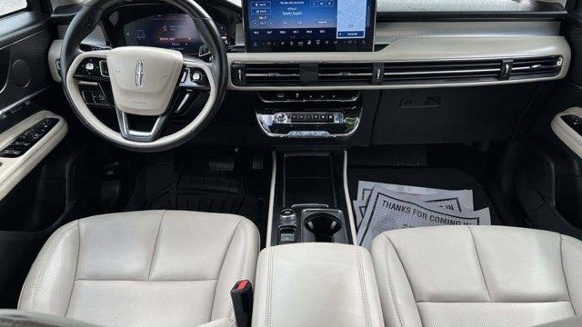 2025 Lincoln Corsair Premiere