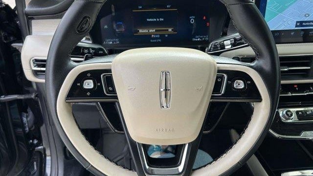 2025 Lincoln Corsair Premiere