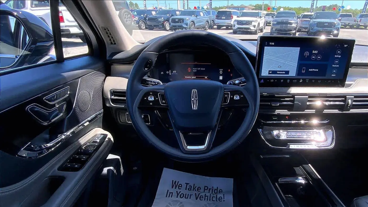 2025 Lincoln Corsair Premiere