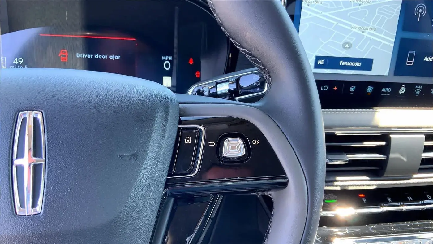 2025 Lincoln Corsair Premiere