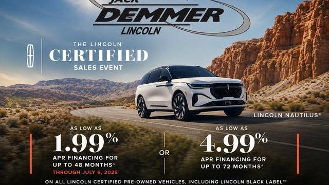 2023 Lincoln Corsair Standard
