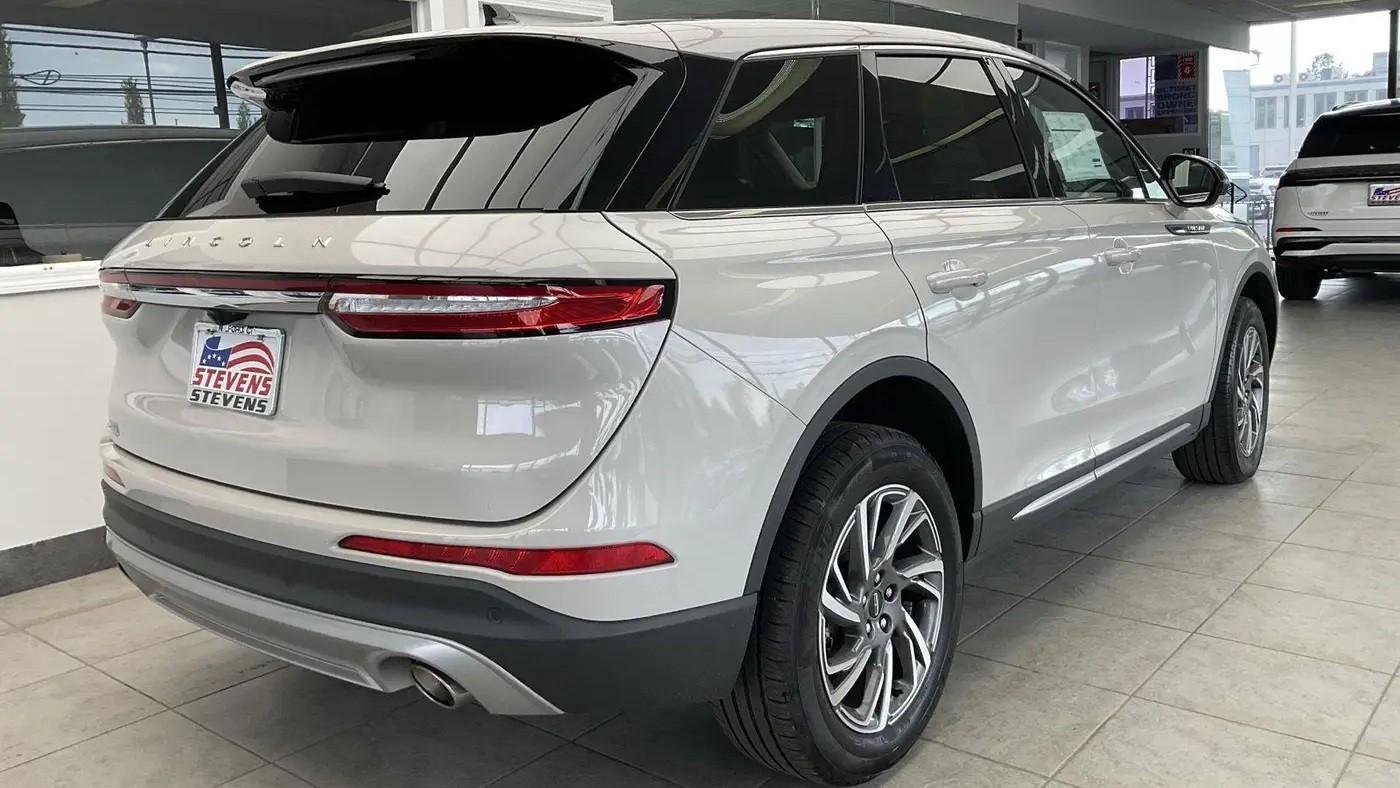 2024 Lincoln Corsair Premiere