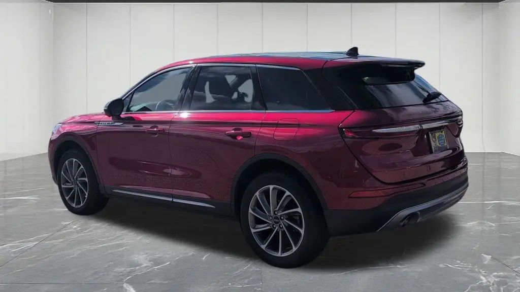 2024 Lincoln Corsair Premiere