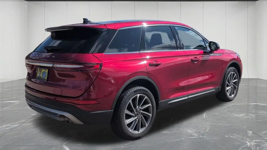 2024 Lincoln Corsair Premiere