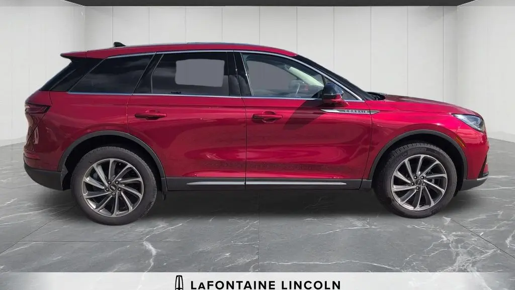 2024 Lincoln Corsair Premiere