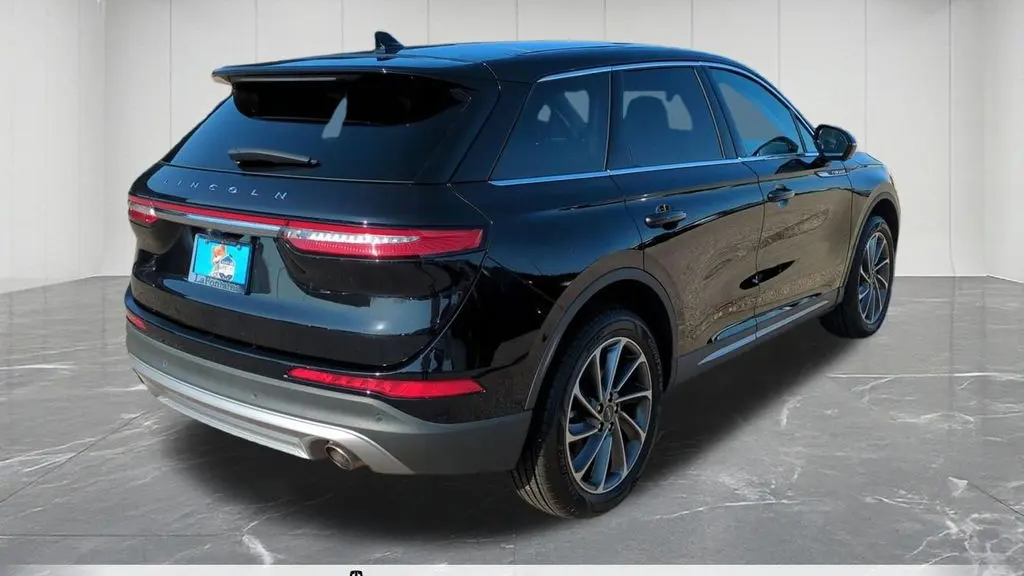 2024 Lincoln Corsair Premiere