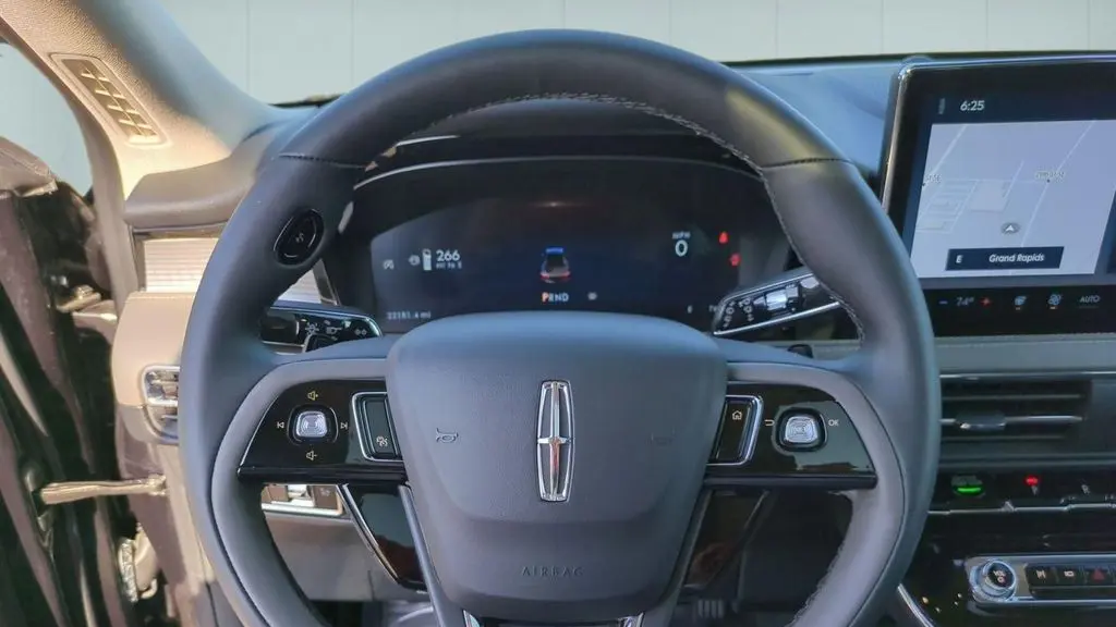 2024 Lincoln Corsair Premiere