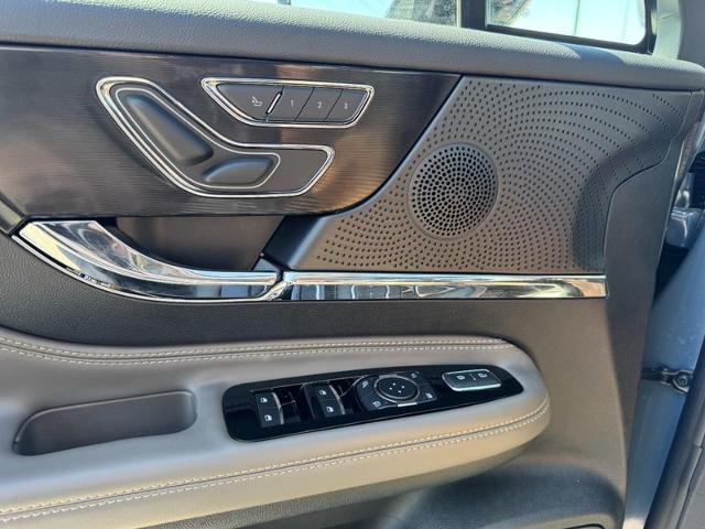 2025 Lincoln Corsair - $39,000