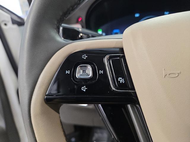 2023 Lincoln Corsair - $35,999