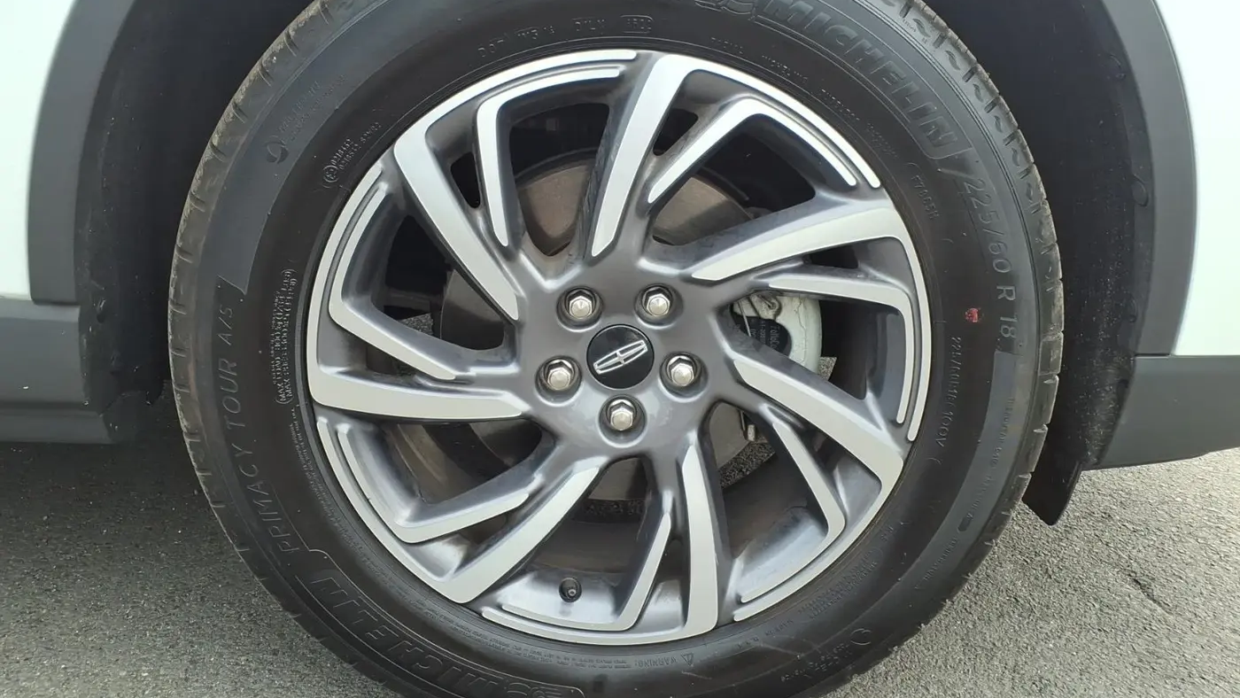 2023 Lincoln Corsair Standard