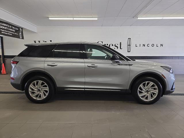 2023 Lincoln Corsair - $37,999
