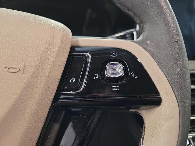 2023 Lincoln Corsair - $37,999