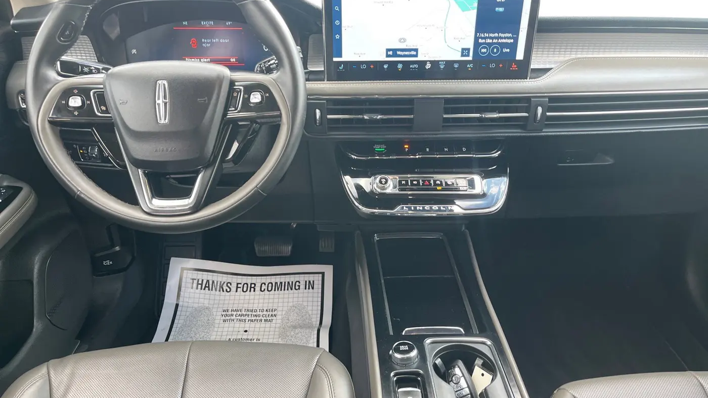 2023 Lincoln Corsair Standard