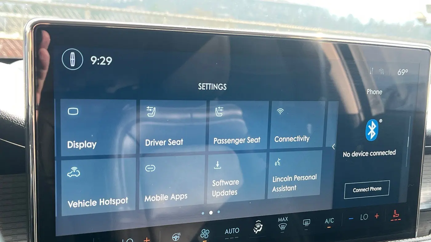 2023 Lincoln Corsair Standard