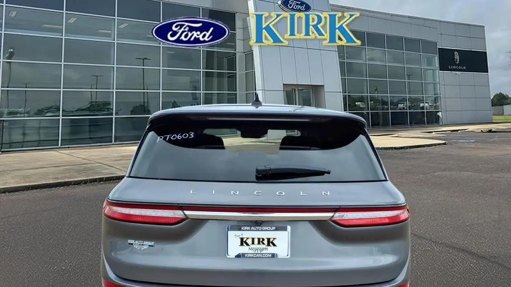 2023 Lincoln Corsair Standard