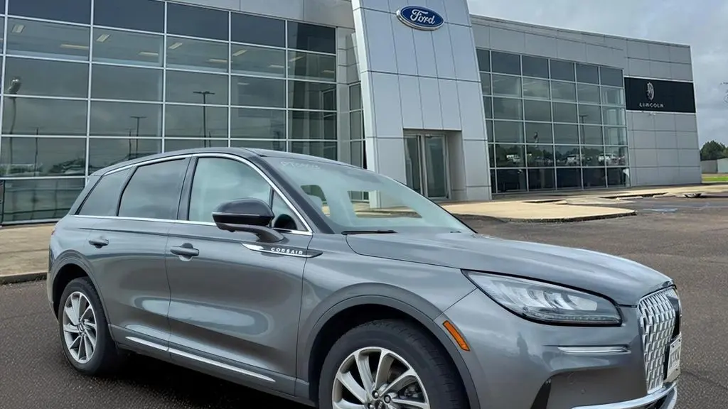 2023 Lincoln Corsair Standard