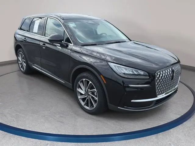 2023 Lincoln Corsair - $30,882