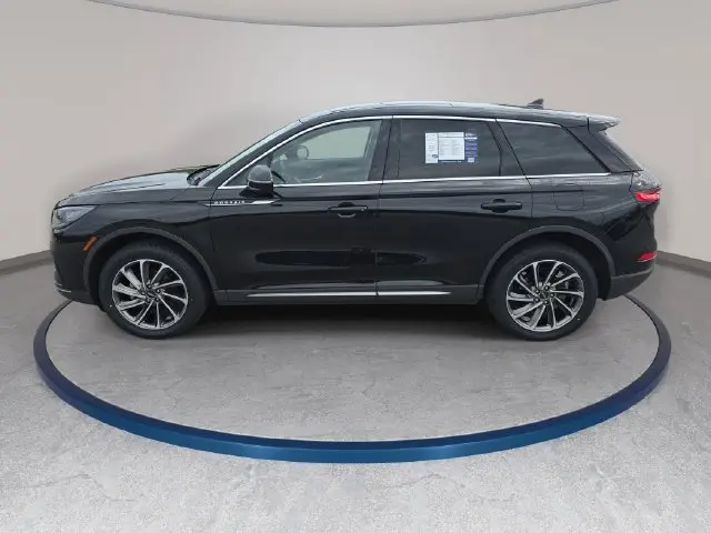 2023 Lincoln Corsair - $30,882