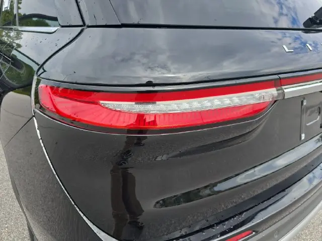 2023 Lincoln Corsair - $30,882