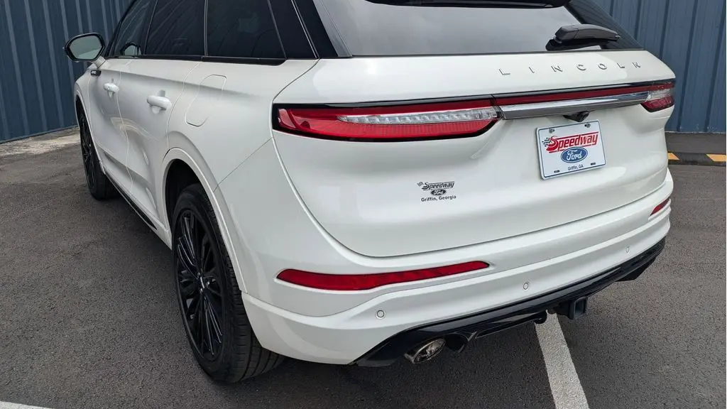 2025 Lincoln Corsair Premiere