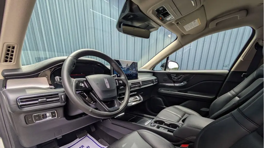 2025 Lincoln Corsair Premiere