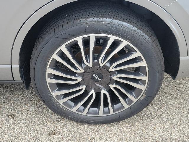2022 Lincoln Corsair - $28,673